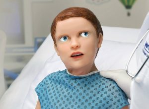 En gelişmiş pediatri hasta simülatörü HAL