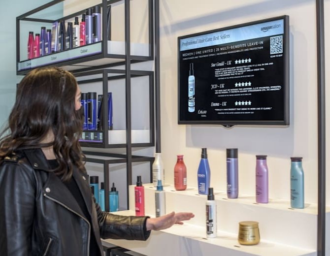 Amazon, Londra'da AR tabanlı kuaför salonu açıyor